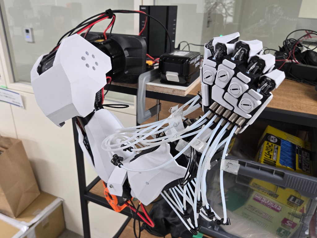 KAINAアーム機構